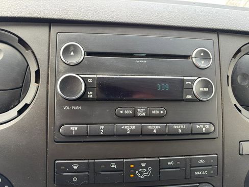 Used 2016 Ford F550 4x4 Crew Cab Super Duty image 29