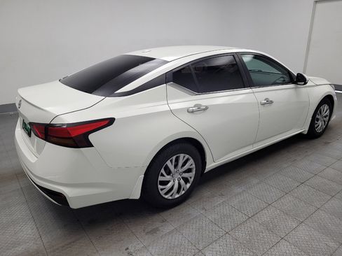 Used 2019 Nissan Altima 2.5 S FWD image 9
