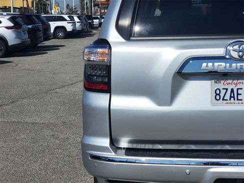 Used 2022 Toyota 4Runner Limited image 8