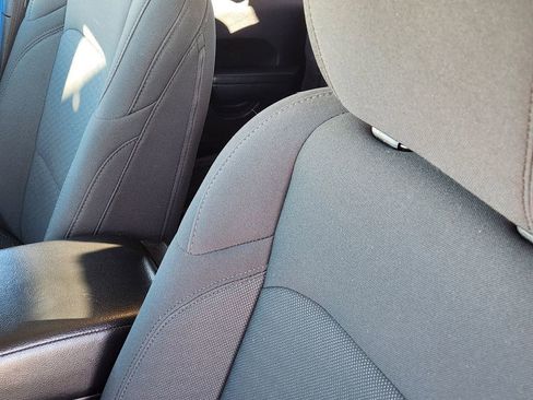 Used 2021 Jeep Gladiator Willys image 13