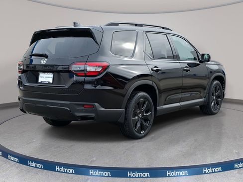 New 2026 Honda Pilot Black Edition image 5