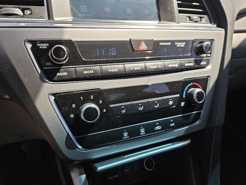Used 2016 Hyundai Sonata SE image 20