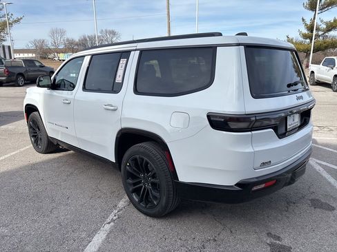 New 2026 Jeep Grand Wagoneer Summit image 23
