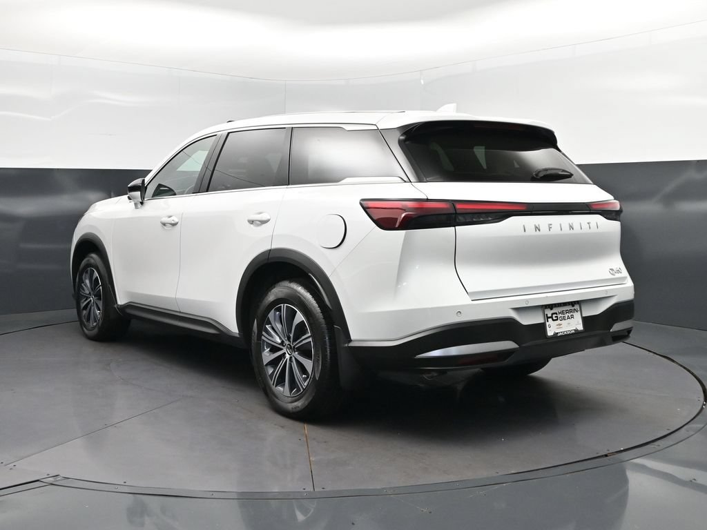 Used 2026 INFINITI QX60 Pure w/ Cargo Package FWD image 5