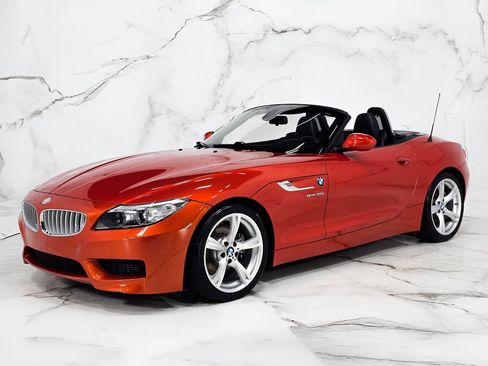 Used 2014 BMW Z4 sDrive35i image 14