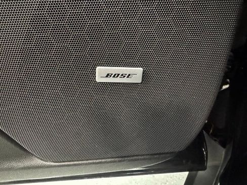 Used 2025 Cadillac XT5 Premium Luxury image 40