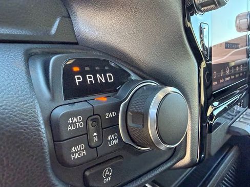 Used 2025 RAM 1500 Big Horn image 24