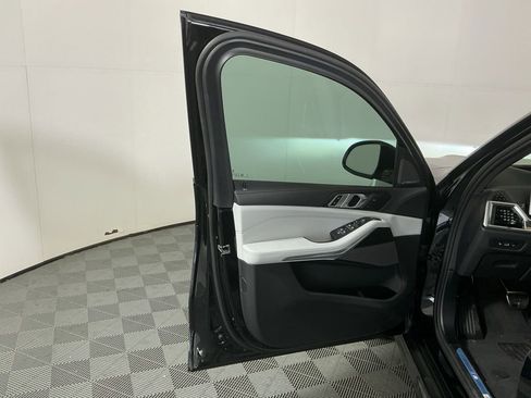 New 2026 BMW X5 sDrive40i w/ M Sport Package image 23