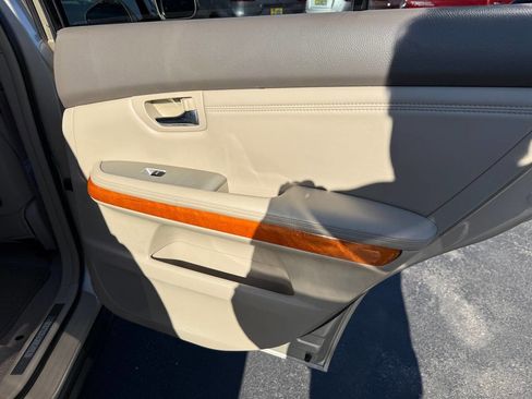 Used 2005 Lexus RX 330 AWD image 75