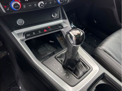 Used 2020 Audi Q3 2.0T Premium Plus w/ Premium Plus Package image 12