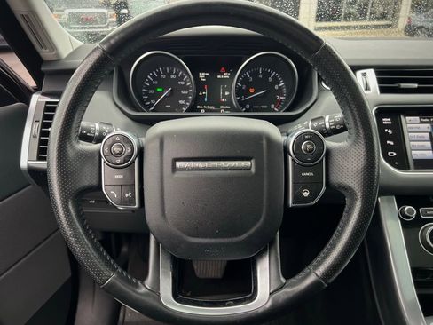 Used 2014 Land Rover Range Rover Sport HSE image 36
