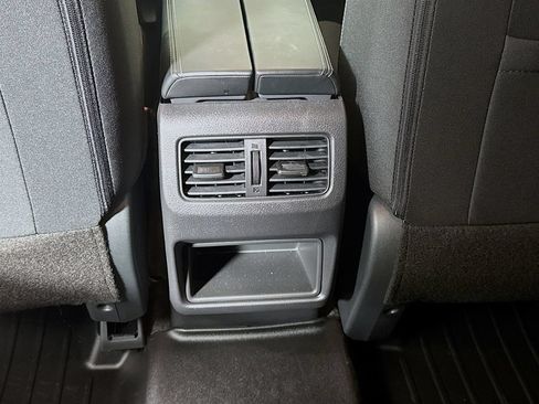 Used 2026 Nissan Rogue S FWD image 25