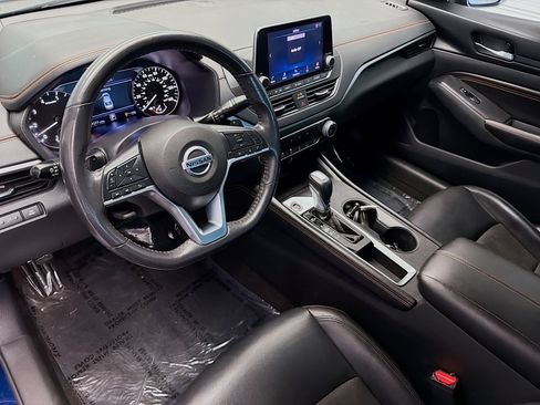 Used 2022 Nissan Altima 2.5 SR FWD image 7