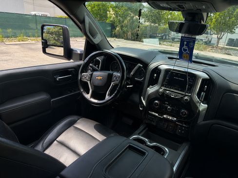Used 2020 Chevrolet Silverado 3500 LTZ w/ LTZ Premium Package AWD/4WD image 5