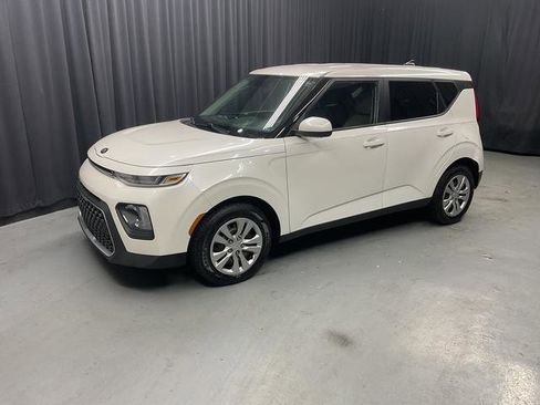 Used 2021 Kia Soul LX FWD image 3