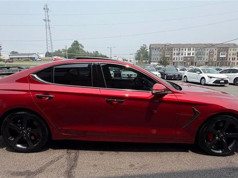Used 2021 Genesis G70 3.3T w/ Sport Package RWD image 17