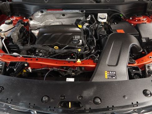 Used 2024 Chevrolet Trax RS FWD image 38