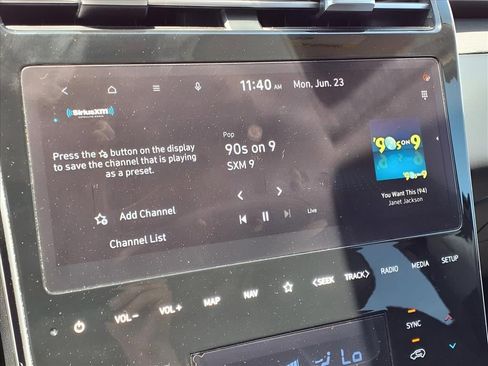 Used 2023 Hyundai Tucson Limited AWD/4WD image 13
