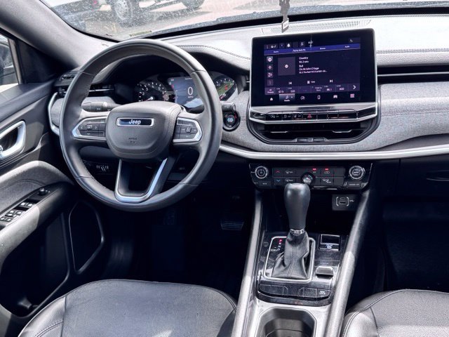Certified 2023 Jeep Compass Latitude AWD/4WD image 12