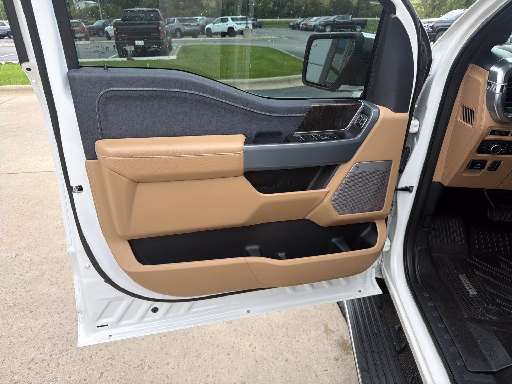 Used 2023 Ford F150 Lariat w/ Equipment Group 502A High AWD/4WD image 26