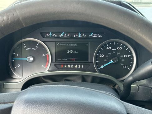 Used 2018 Ford F250 XLT AWD/4WD image 24
