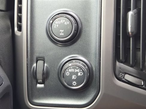 Used 2017 GMC Sierra 1500 SLT w/ All Terrain X Package AWD/4WD image 16