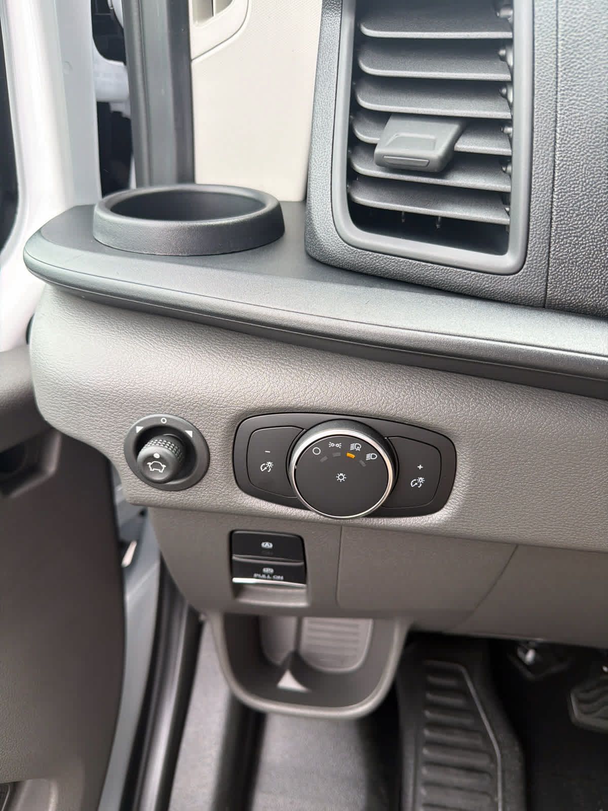 New 2027 Ford Transit 250 148 Medium Roof Extended AWD w/ Load Area Protection Package image 18