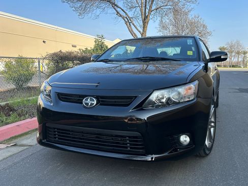 Used 2012 Scion tC HATCHBACK COUPE 2D image 4