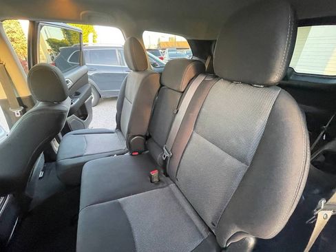 Used 2017 Nissan Pathfinder S image 12
