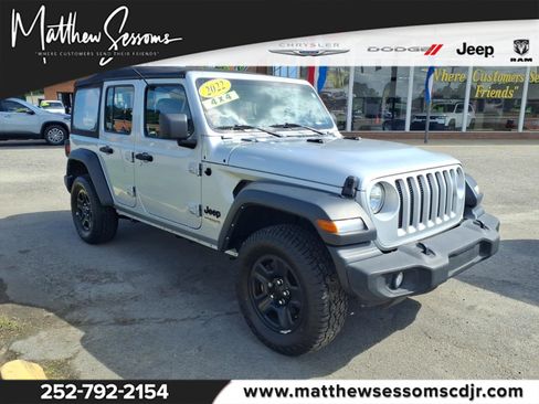 Used 2022 Jeep Wrangler Unlimited Sport AWD/4WD image 1