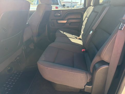 Used 2015 Chevrolet Silverado 2500 LT w/ LT Convenience Package image 18