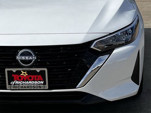 Used 2024 Nissan Sentra SV image 8