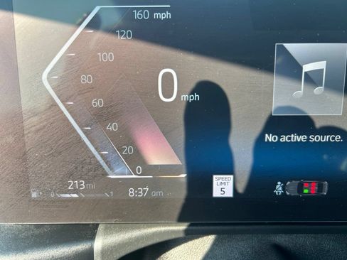 Used 2024 BMW 330i xDrive Sedan w/ Convenience Package AWD/4WD image 28