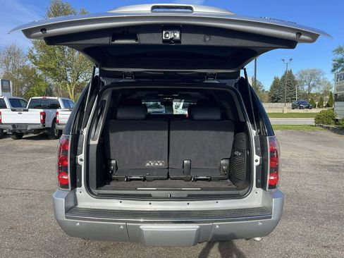 Used 2011 GMC Yukon Denali AWD/4WD image 8