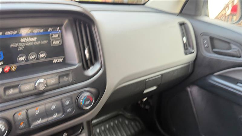 Used 2019 Chevrolet Colorado W/T RWD image 22