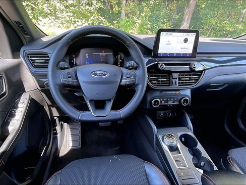 Used 2025 Ford Escape ST-Line AWD/4WD image 17