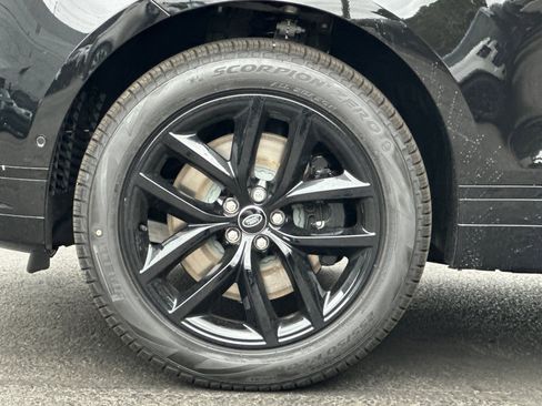 New 2026 Land Rover Range Rover Velar Dynamic SE image 13