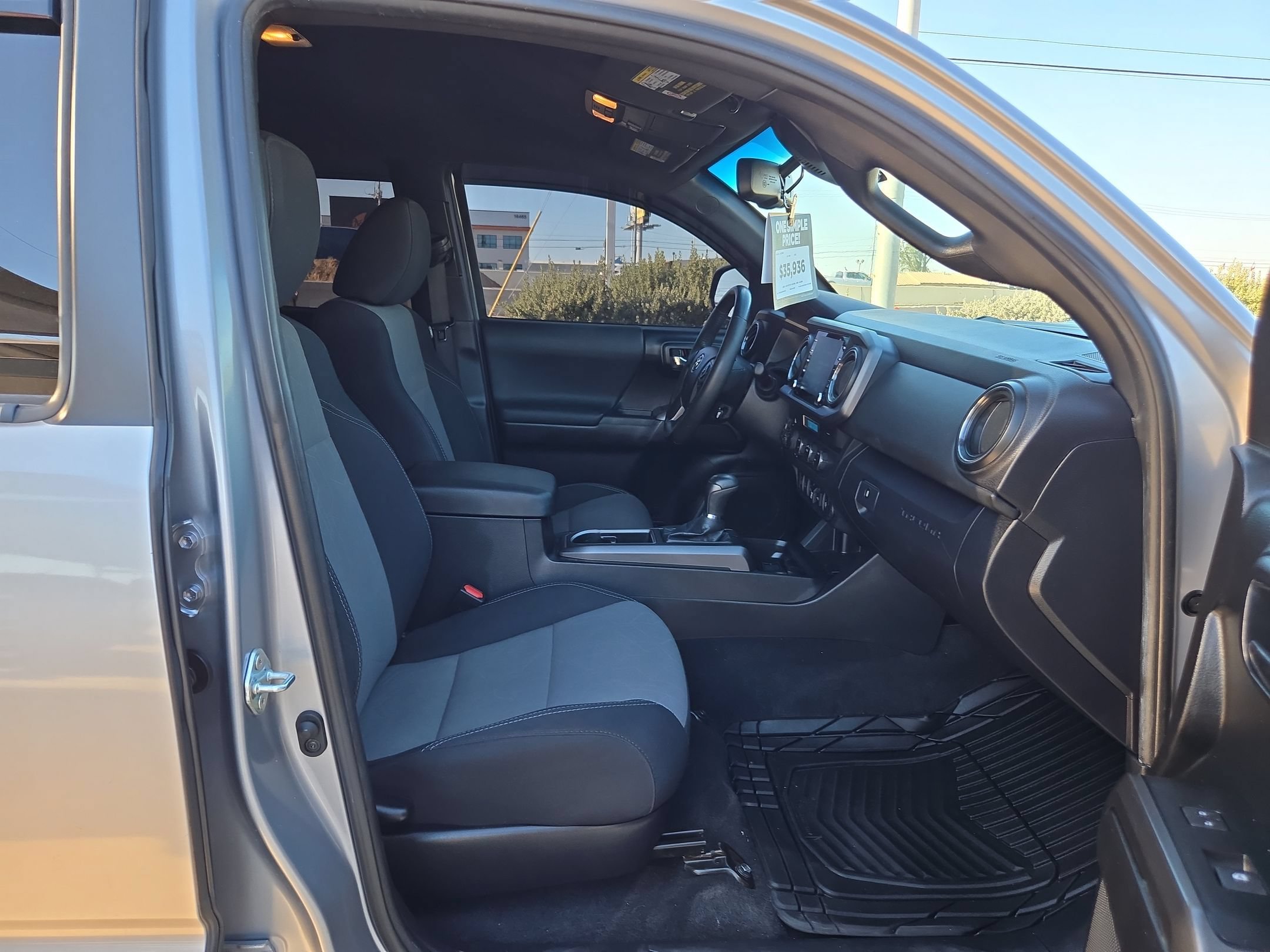 Used 2021 Toyota Tacoma TRD Sport w/ Technology Package AWD/4WD image 24