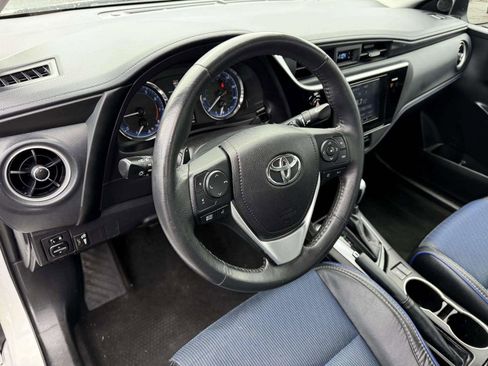 Used 2017 Toyota Corolla SE w/ Carpet Mat Package (TMS) image 14