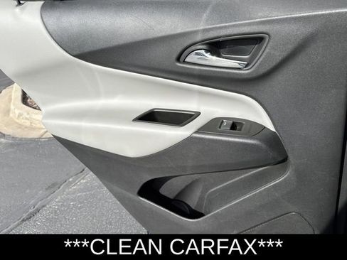 Used 2022 Chevrolet Equinox LT FWD image 11