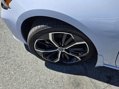 Used 2025 Nissan Altima 2.5 SR w/ SR Premium Package image 12