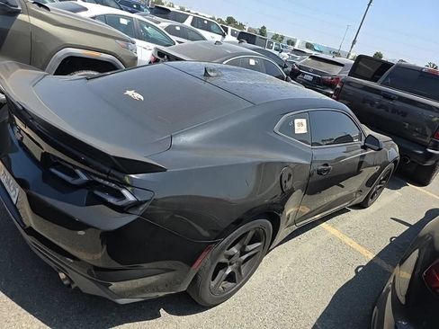Used 2019 Chevrolet Camaro LT RWD image 8