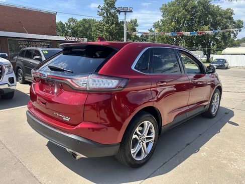 Used 2017 Ford Edge Titanium FWD image 9
