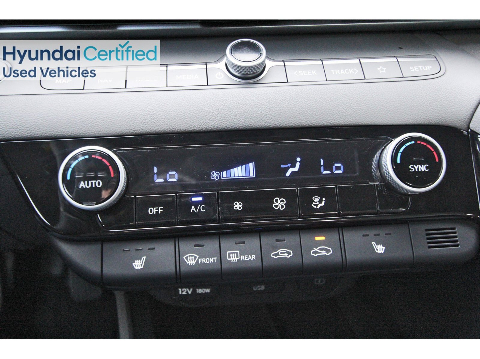 Certified 2025 Hyundai Elantra SEL FWD image 27