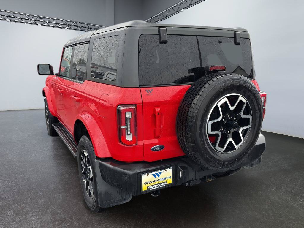 Used 2023 Ford Bronco Outer Banks AWD/4WD image 3