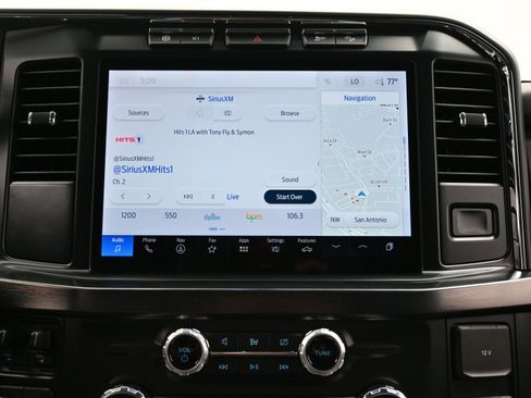 Used 2024 Ford F350 Lariat w/ Black Appearance Package image 33