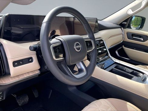 Certified 2025 Nissan Armada Platinum Reserve AWD/4WD image 14