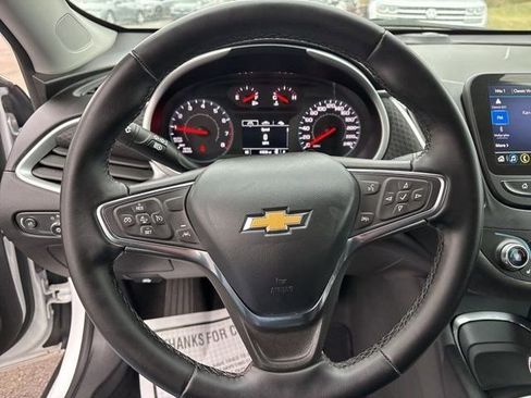 Used 2023 Chevrolet Malibu LT image 15