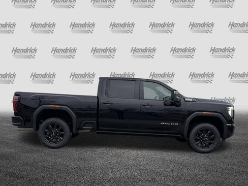 Used 2024 GMC Sierra 2500 AT4 w/ AT4 Premium Plus Package image 11