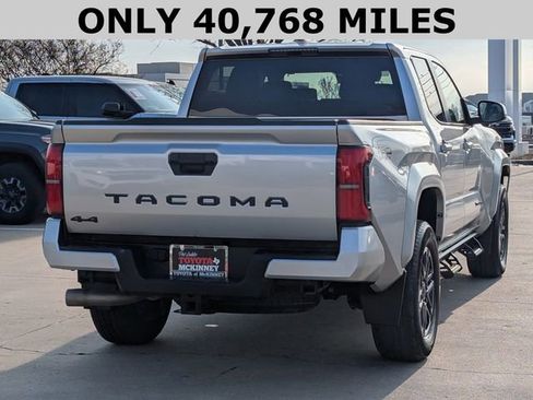 Used 2024 Toyota Tacoma TRD Sport image 4